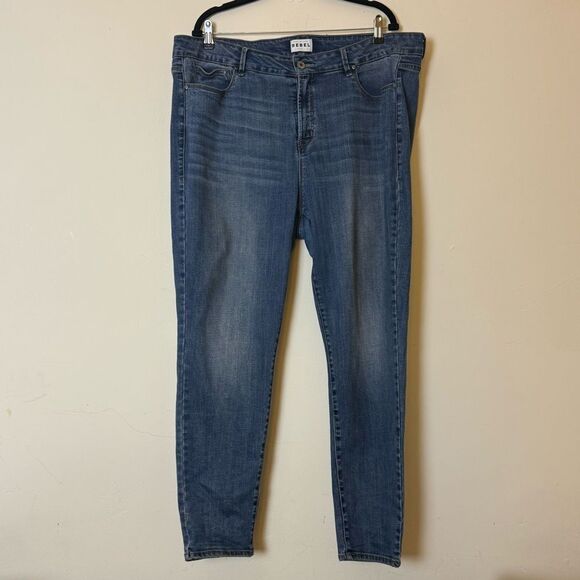 Rebel Angels Denim - Rebel Wilson Rebel Angels The Pin Up Skinny Jean, 20W Medium Blue Whisker Wash